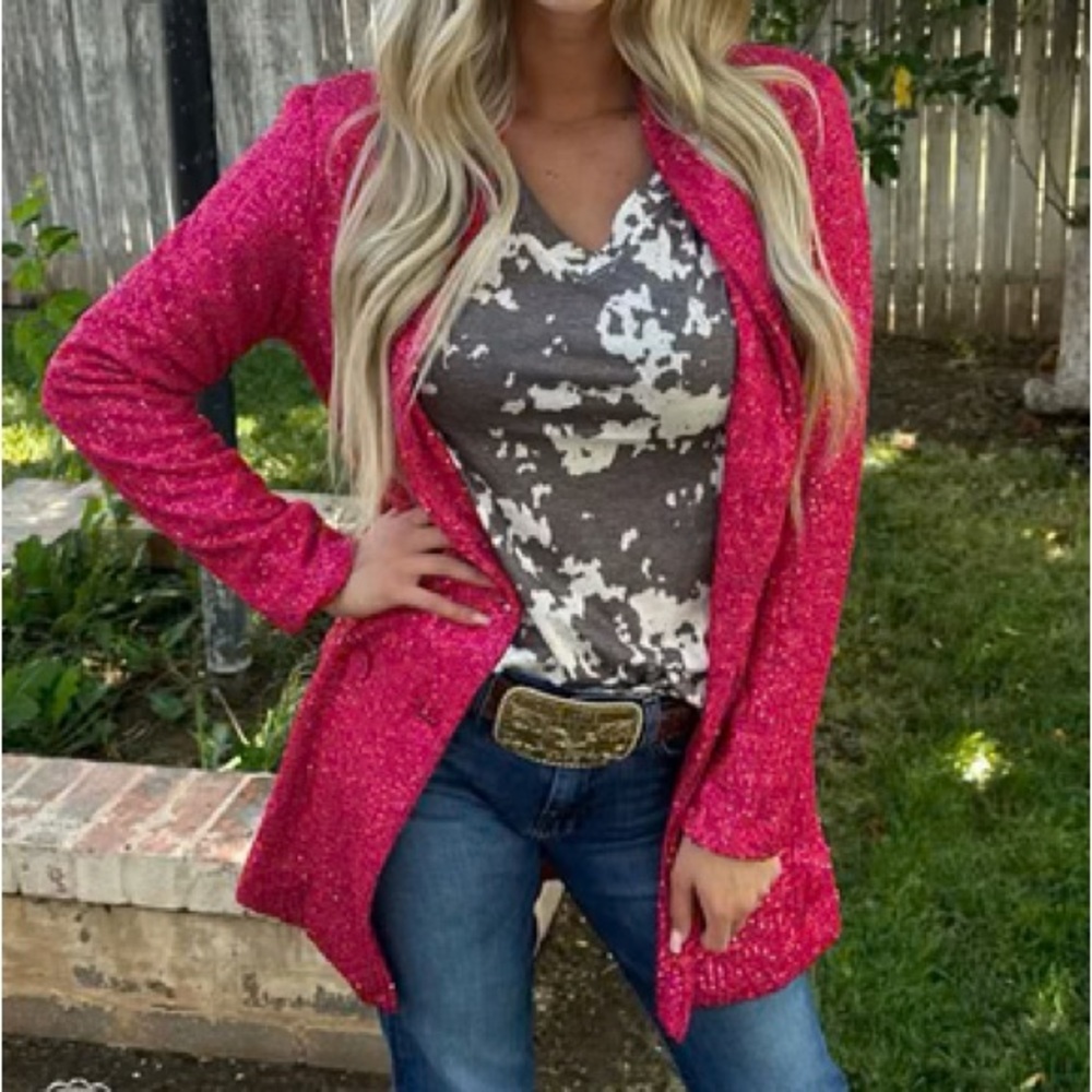 Bling up any look with our BLINGIN' PINK BLAZER! Pink sequin blazer